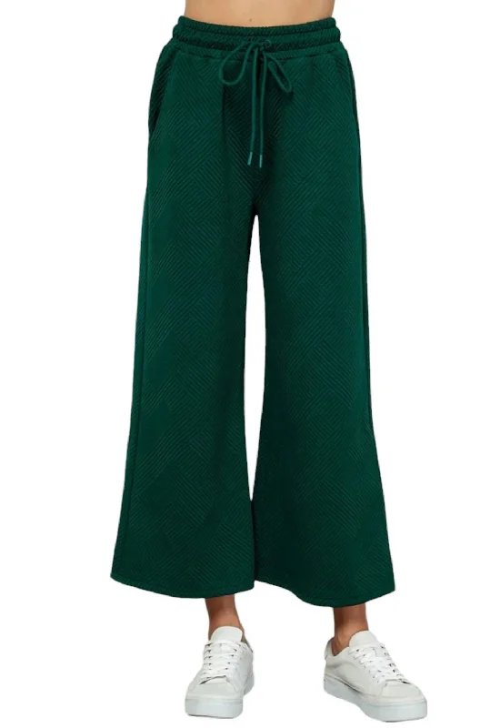 Savings Event Texture Cropped Flare Pant In Green