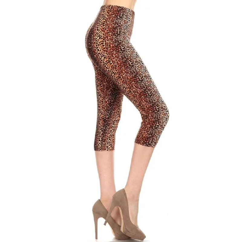 Weekend Discounts to Love Multi-color Print, Cropped Capri Leggings In A Fitted Style With A Banded High Waist. Weekend Discounts to Love Multi-color Print, Cropped Capri Leggings In A Fitted Style With A Banded High Waist.