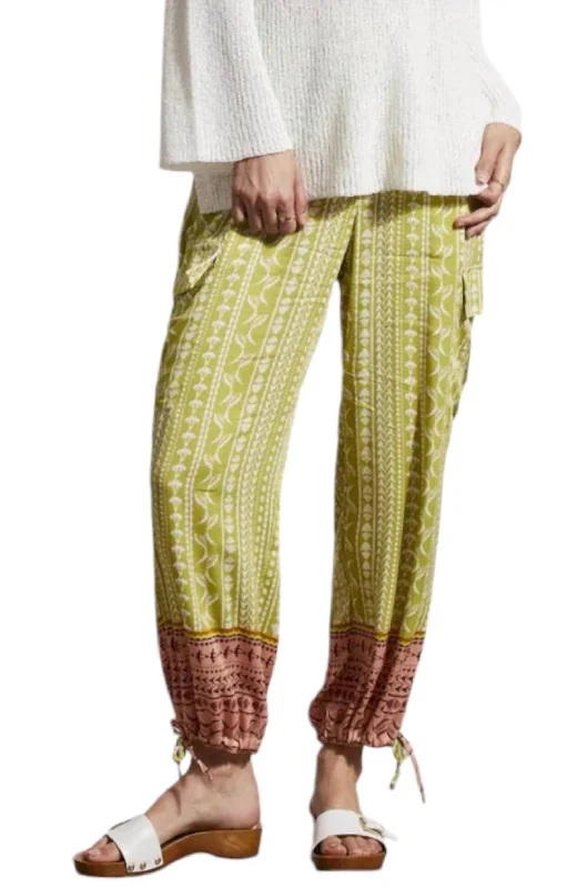 Weekend Deals That Spark Border Print Cargo Pants In Green/brown