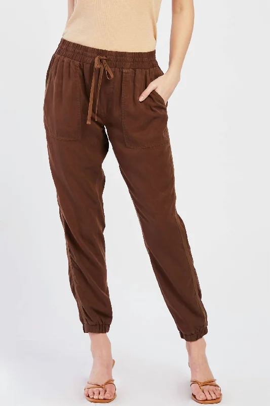 Great Deal Cocoa Jogger Pant In Brown