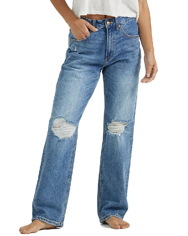 Weekend Discounts to Enjoy Lee Rider Classic In The Middle Dx Straight Leg Jean