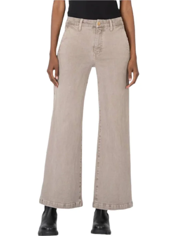 Steals and Deals Meg High Rise Ab Fab Jeans In Coffee