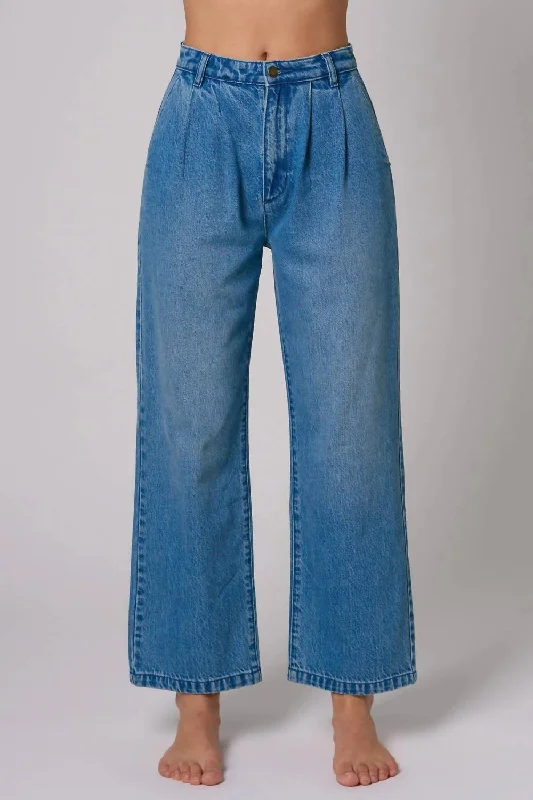 Limited Offer Chloe Pleat Pants In Azure