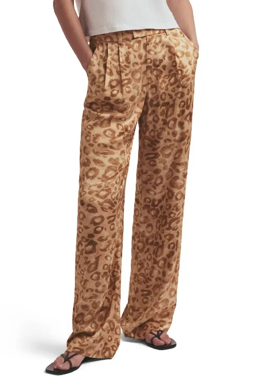 New Deals Low Favorite Pant In Leo Vibes
