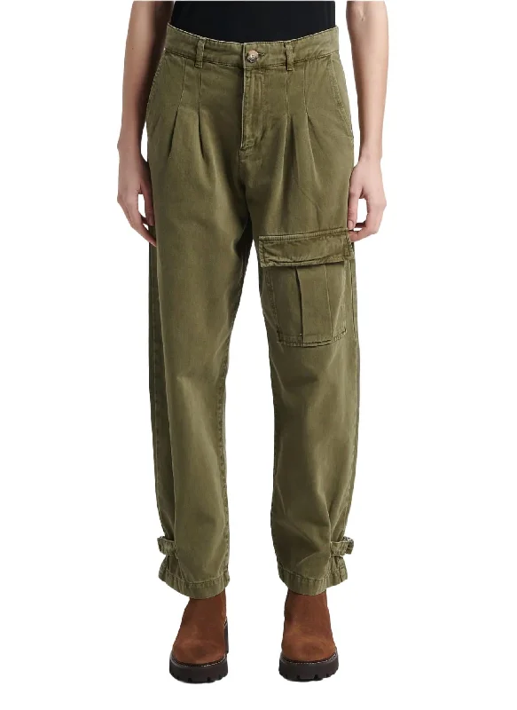 Daily Special Maroon Pants In Khaki
