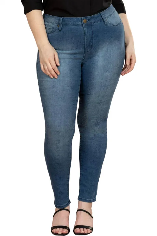 Referral Discount Python Jeans - Plus In Medium Wash