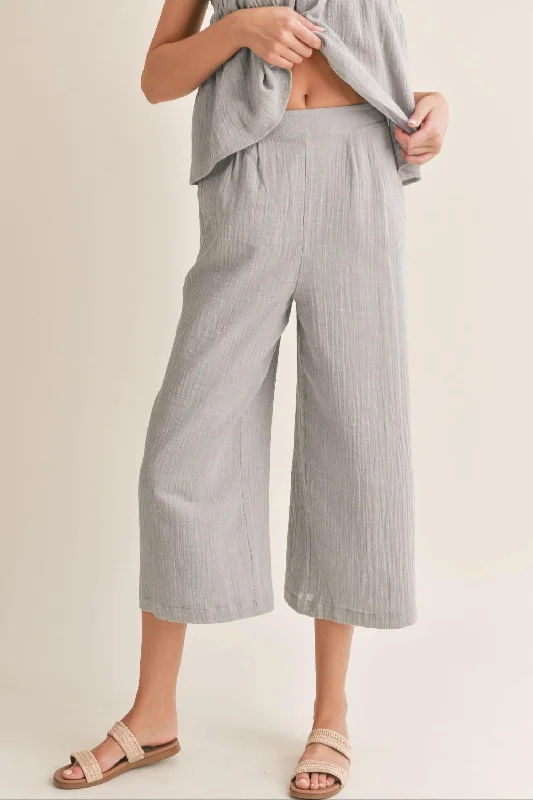 Super Bargain Bird Song Wide Leg Cropped Pant In Cloud Blue
