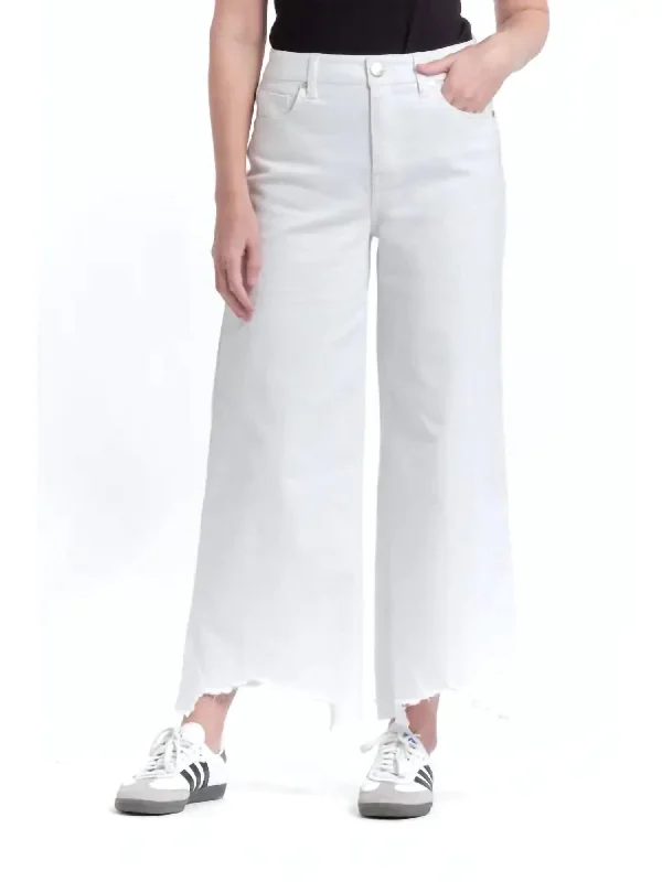 Markdown Madness Ocean Breeze Jeans W/shark Bite Hem In White