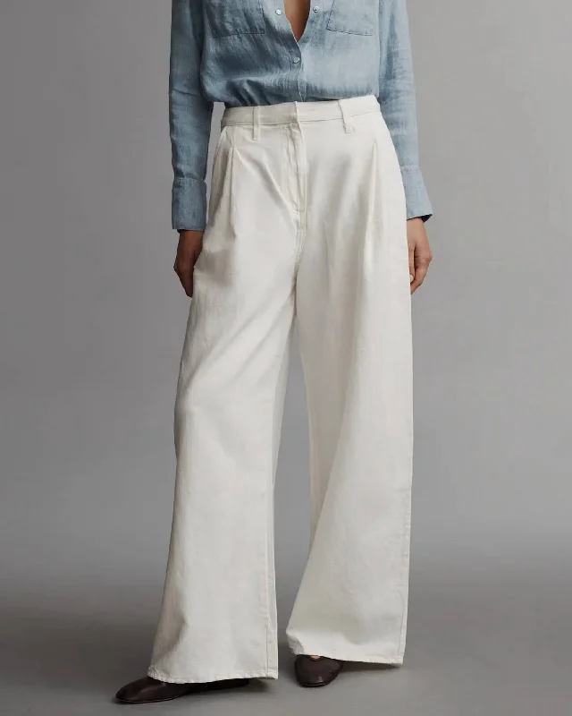 Weekend Discounts to Delight Greene St Pant In Wht