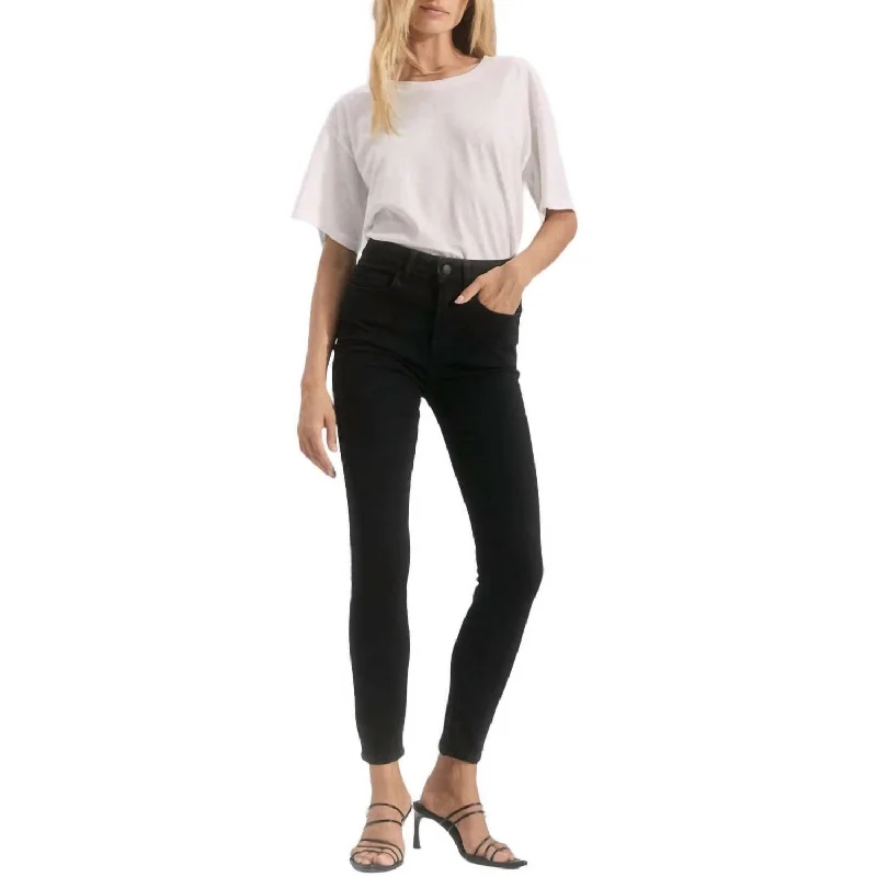 Weekend Deals You Can't Resist Larchmont Skinny Jeans In Onyx