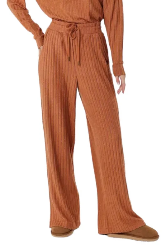 Last Chance Cosy Ii Straight Leg Pant In Light Brown