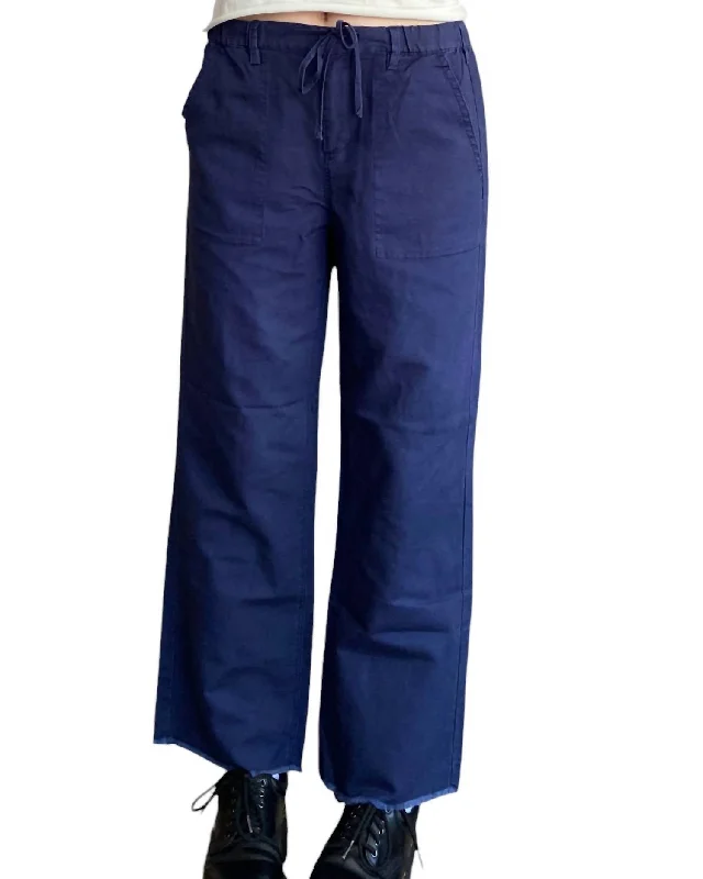Weekend Deals That Dazzle Women's Vacation Pants In Indigo