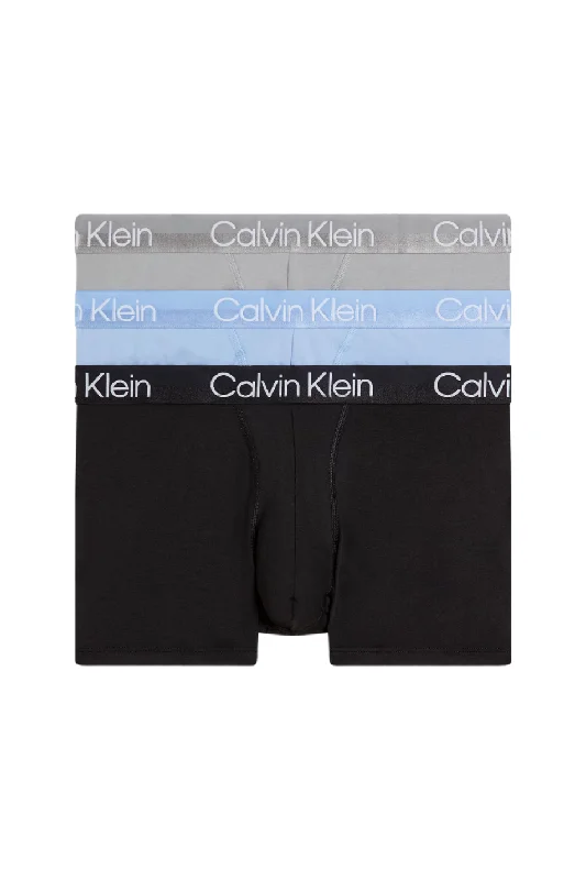 Closeout Calvin Klein Men's 3 Pack Modern Structure Cotton Trunk
