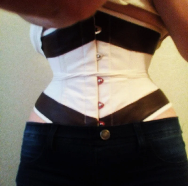 Exclusive Preview Lambskin and cotton waist steel-boned authentic corset for waist training and tight lacing. Steampunk historical corset Exclusive Preview Lambskin and cotton waist steel-boned authentic corset for waist training and tight lacing. Steampunk historical corset
