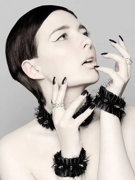 Mega Discount Spiked Collar Set - Fräulein Kink